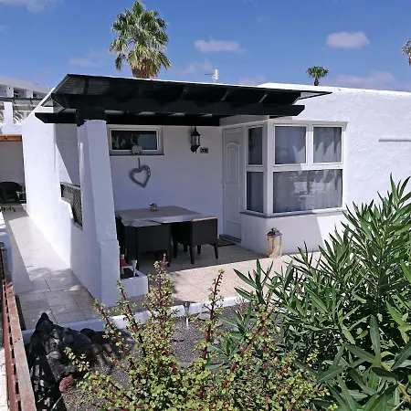 Casa Dilama - 2 Bedroom Bungalow - Great Value - Great For Smaller Families Apartament Puerto del Carmen (Lanzarote)