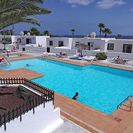 Casa Dilama - 2 Bedroom Bungalow - Great Value - Great For Smaller Families * Puerto del Carmen (Lanzarote)
